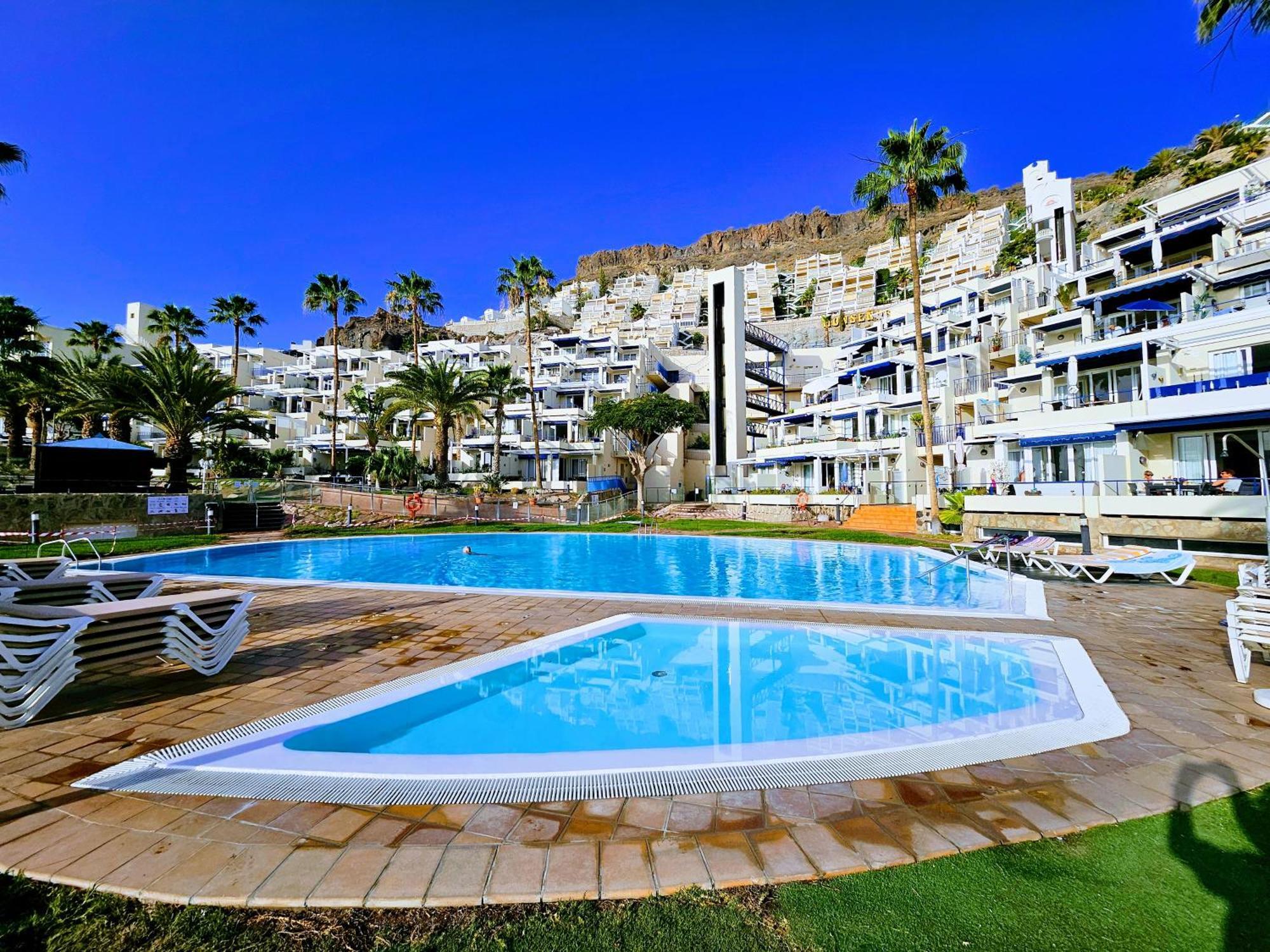 Ocean & Pool View Apartament 皮拉亚德尔库拉 外观 照片